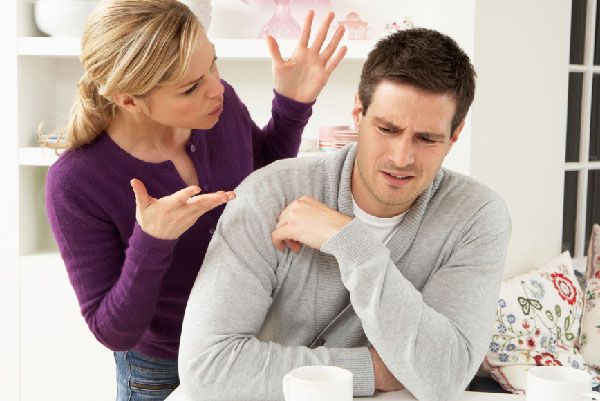 Những thói quen tưởng như vô hại đang phá hủy hôn nhân của bạn